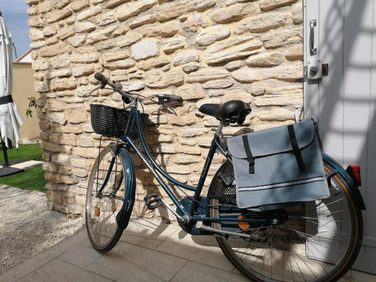 Appartamento A L'Ombre De L'Olivier LʼIsle-sur-la-Sorgue Esterno foto